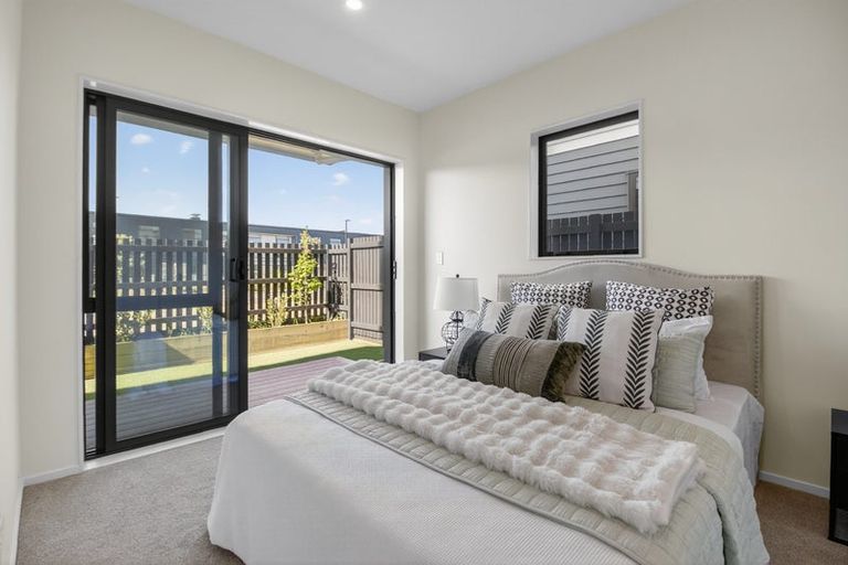 Photo of property in 9 Coast Garden Drive, Hobsonville, Auckland, 0616