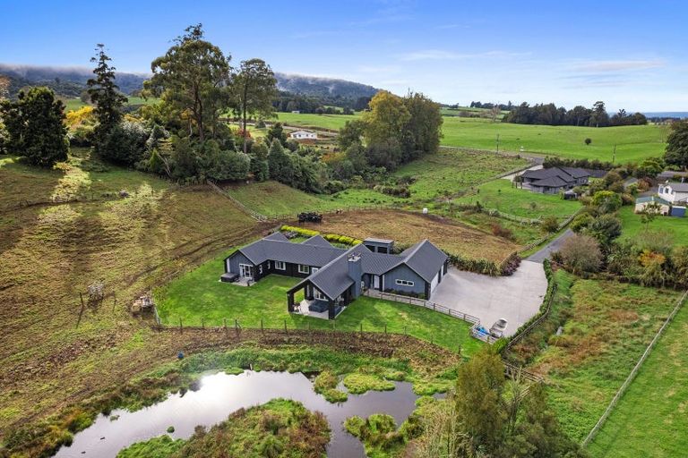 Photo of property in 13 Tari Road, Pukeatua, 3880