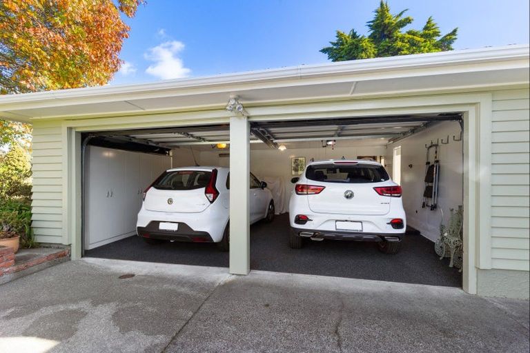 Photo of property in 26 Gladstone Road, Levin, 5571