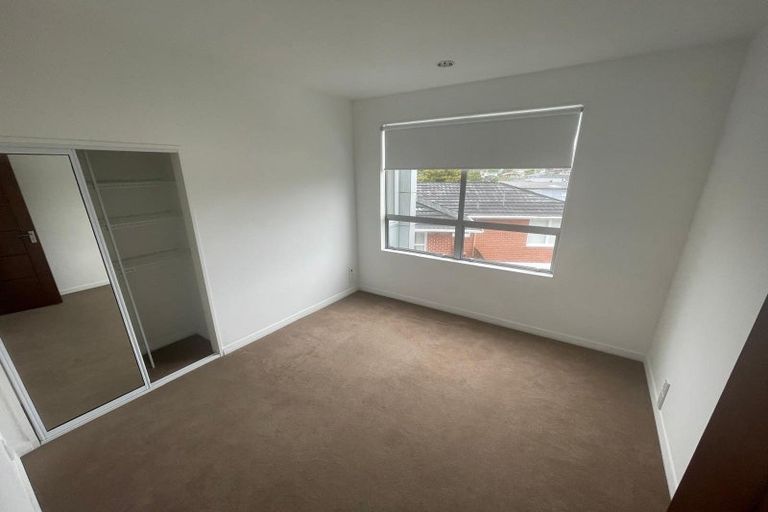 Photo of property in 103 Coronation Road, Hillcrest, Auckland, 0627