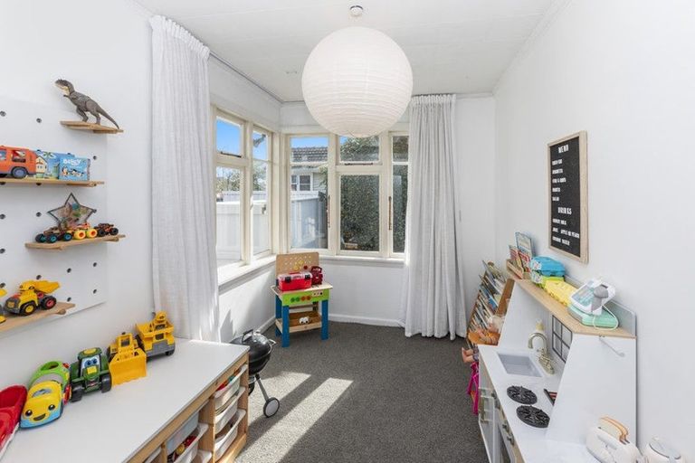 Photo of property in 159 Langdons Road, Northcote, Christchurch, 8052