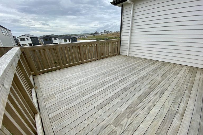 Photo of property in 32 Goodfellow Lane, Flat Bush, Auckland, 2019