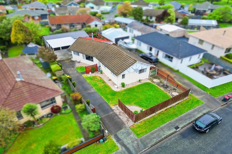 Photo of property in 7 Mckellar Place, Hornby, Christchurch, 8042
