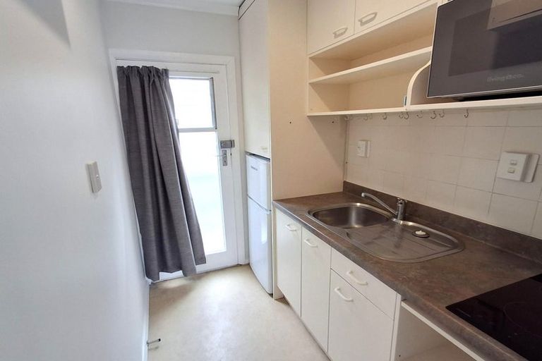 Photo of property in Avon Apartments, 11/313u The Terrace, Te Aro, Wellington, 6011