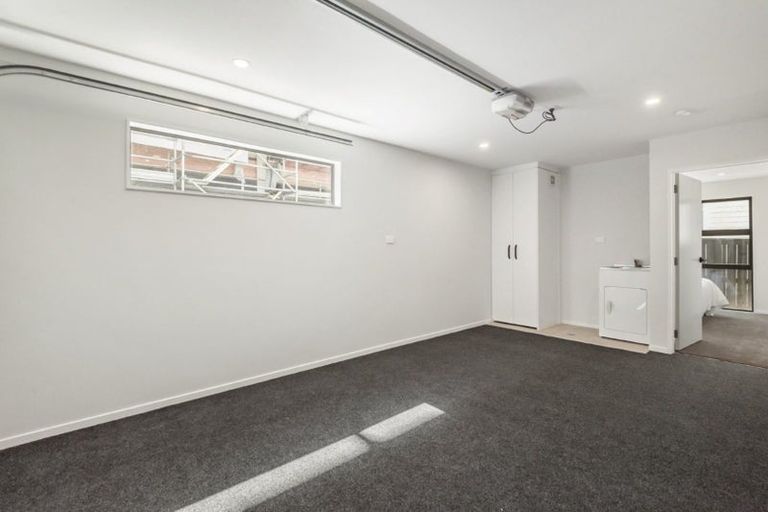 Photo of property in 2/1 Egremont Street, Belmont, Auckland, 0622