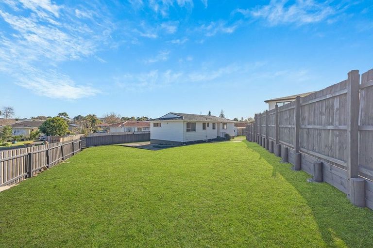 Photo of property in 3 Kendall Court, Wattle Downs, Auckland, 2103