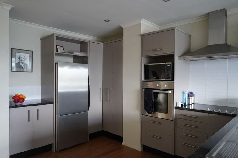 Photo of property in 4-u26 Seaview Road, Paraparaumu Beach, Paraparaumu, 5032