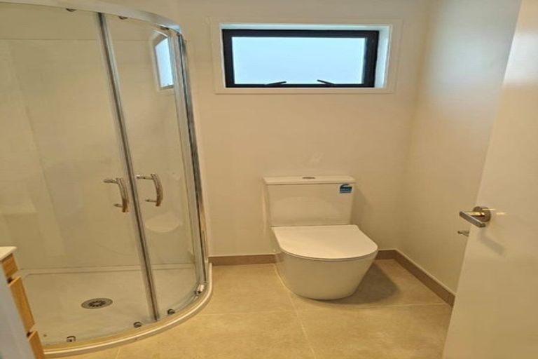 Photo of property in 150a Mcleod Road, Te Atatu South, Auckland, 0610