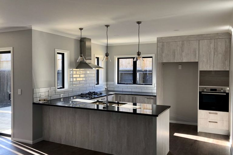 Photo of property in 15u4 Onukutara Place, Huntington, Hamilton, 3281