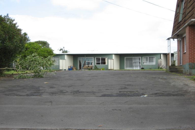 Photo of property in 76 Helvetia Road, Pukekohe, 2120