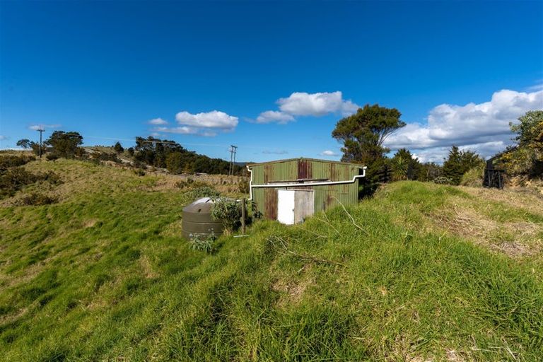 Photo of property in 93 Ranui Road, Karetu, 0283