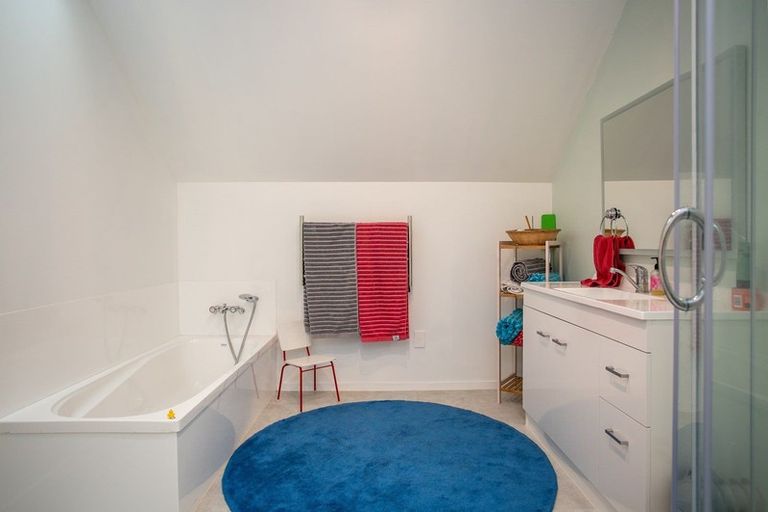 Photo of property in 56 Grosvenor Street, Cambridge, 3434