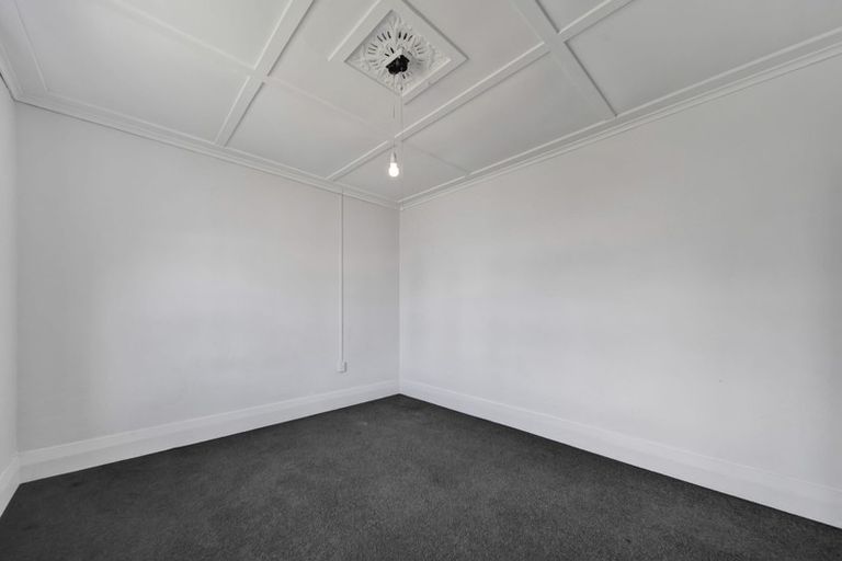 Photo of property in 44 Waihi Road, Hawera, 4610