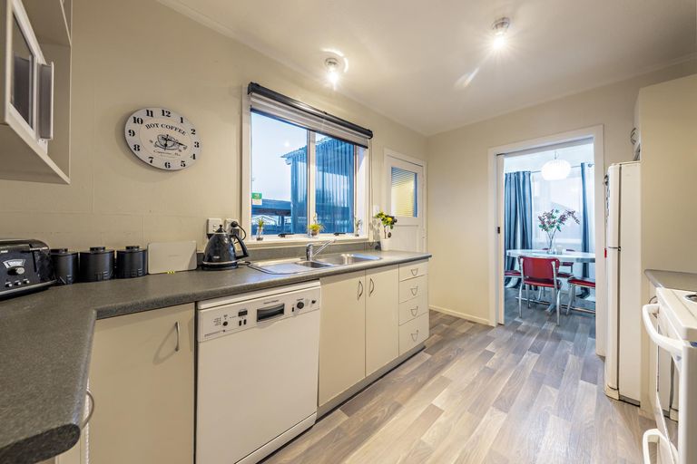 Photo of property in 1/16 Laurie Avenue, Papakura, 2110