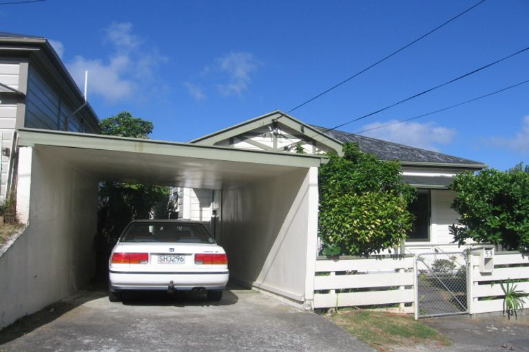 Photo of property in 53 Mitchell Street, Brooklyn, Wellington, 6021