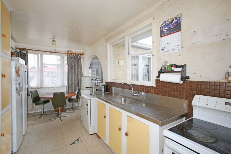 Photo of property in 5 Hooks Road, Manurewa, Auckland, 2102