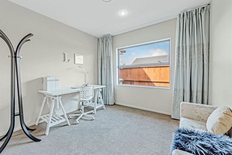 Photo of property in 16 Conductors Road, Prebbleton, 7604