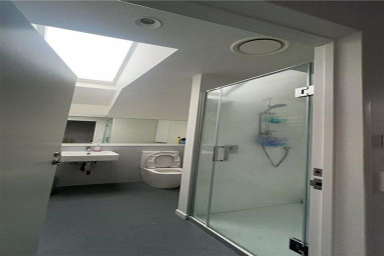 Photo of property in 383 Adelaide Road, Newtown, Wellington, 6021