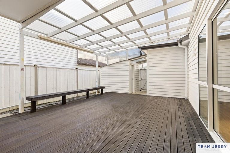 Photo of property in 3 Knockanara Drive, Flat Bush, Auckland, 2019