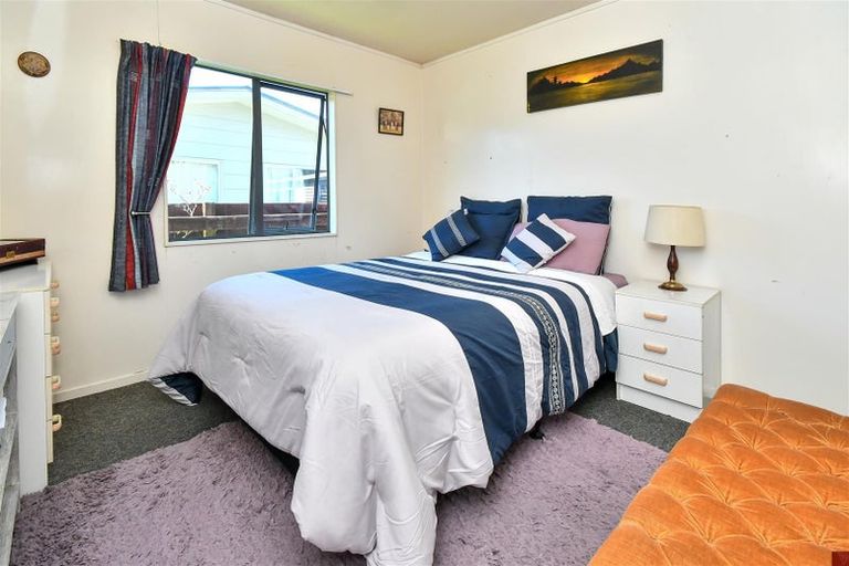 Photo of property in 42a Berwyn Avenue, Takanini, 2112