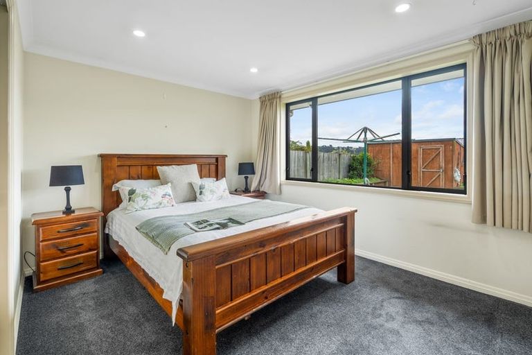 Photo of property in 6 Grandvista Drive, Green Island, Dunedin, 9018