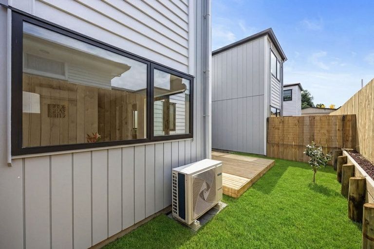 Photo of property in 4c Bettina Place, Manurewa, Auckland, 2102