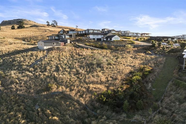 Photo of property in 1 Oxenhope Road, Richmond Hill, Christchurch, 8081