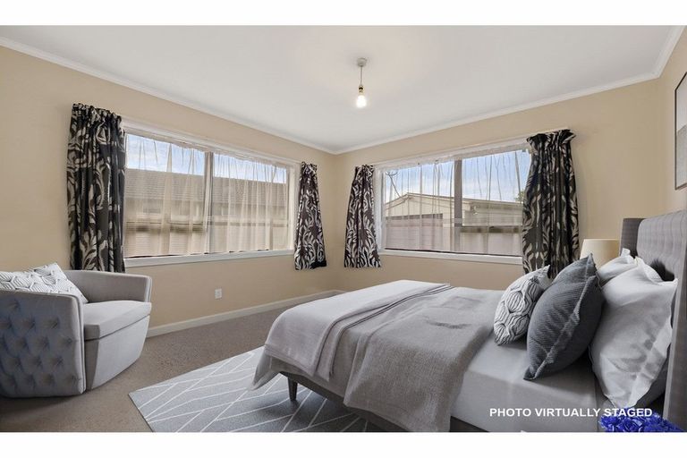 Photo of property in 63 Oakhampton Street, Hornby, Christchurch, 8042