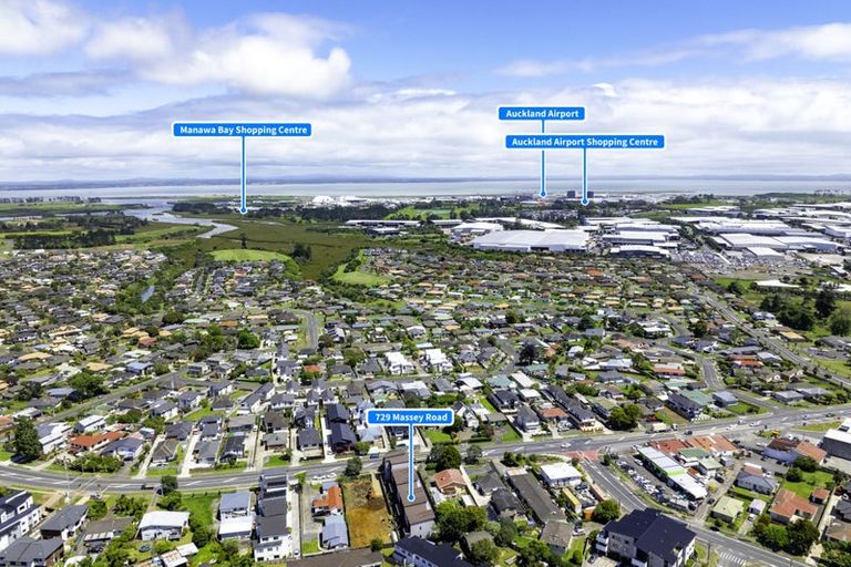 Photo of property in 729 Massey Road, Mangere, Auckland, 2022