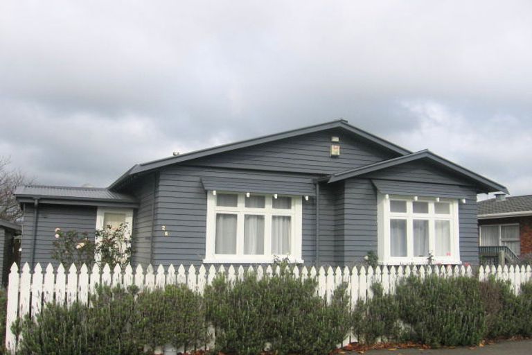 Photo of property in 26 Chelwood Street, Takaro, Palmerston North, 4412