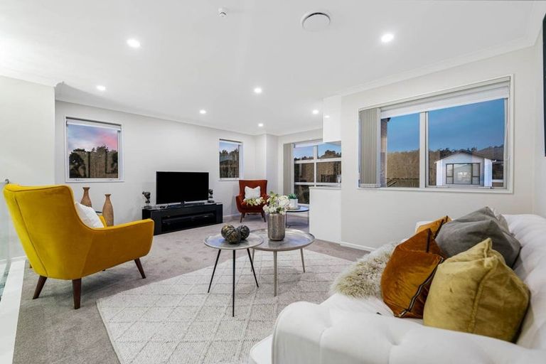Photo of property in 40 Koropa Road, Flat Bush, Auckland, 2019