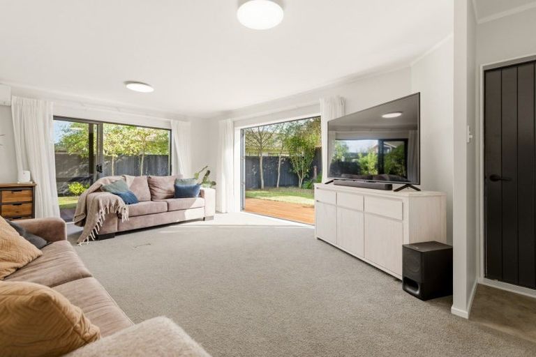 Photo of property in 20a Russley Drive, Mount Maunganui, 3116