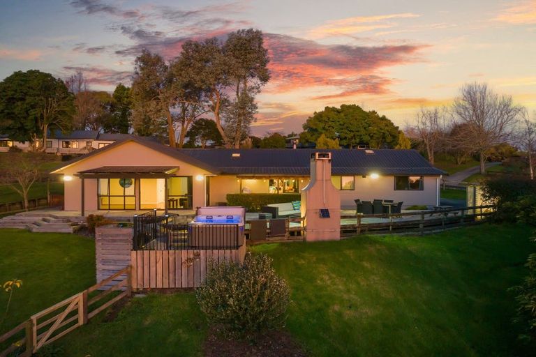 Photo of property in 96r Panorama Drive, Welcome Bay, Tauranga, 3175
