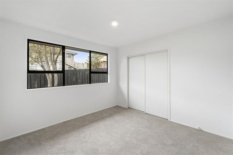 Photo of property in 32a Bayview Road, Bayview, Auckland, 0629