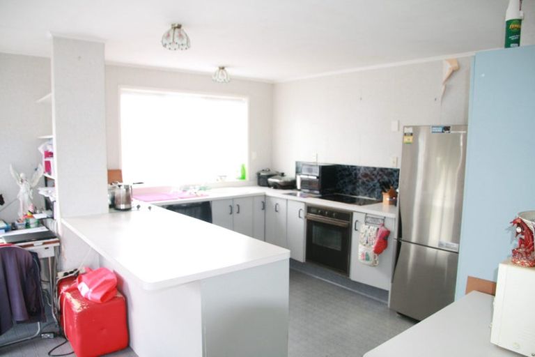 Photo of property in 203 Corbett Road, Paraite, New Plymouth, 4373