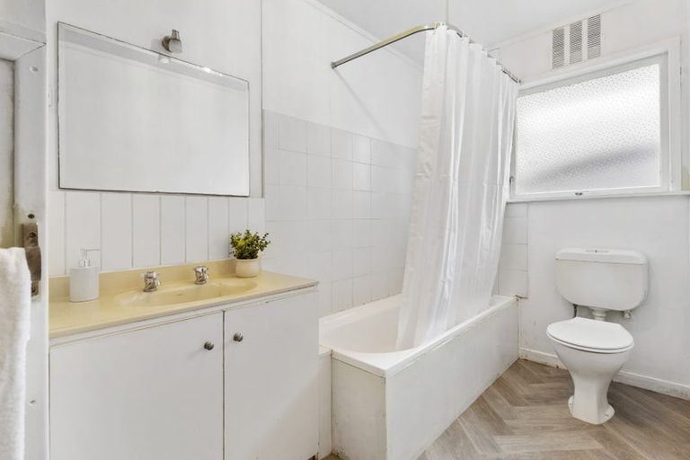 Photo of property in 3/167a Birkdale Road, Birkdale, Auckland, 0626