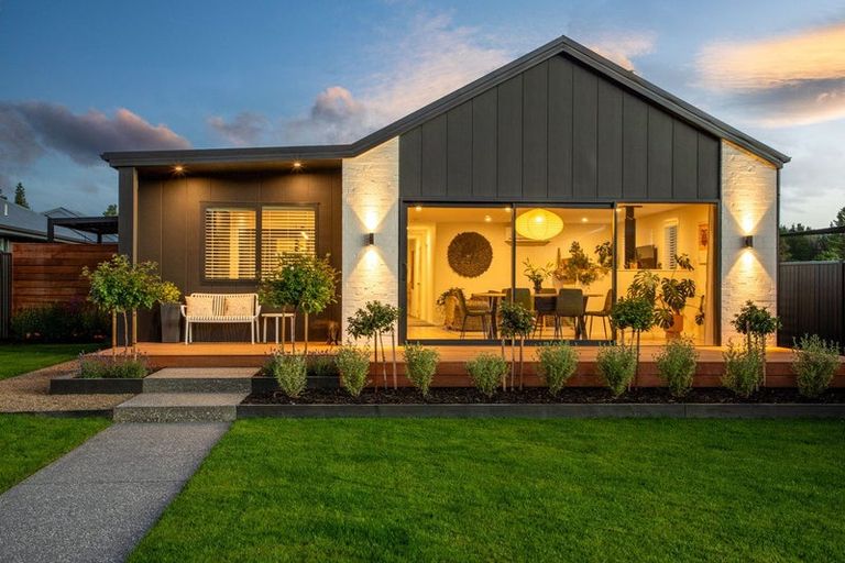 Photo of property in 21 Pollock Street, Alexandra, 9320