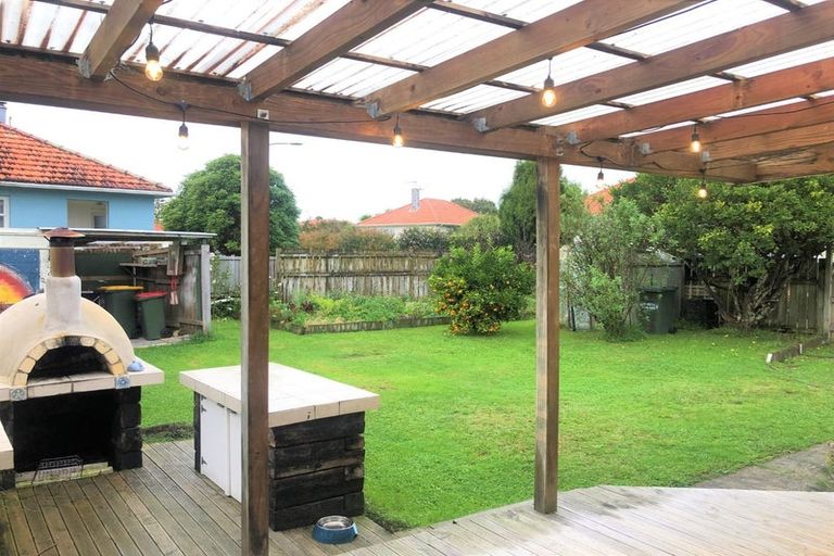 Photo of property in 63 Jellicoe Drive, Hamilton East, Hamilton, 3216