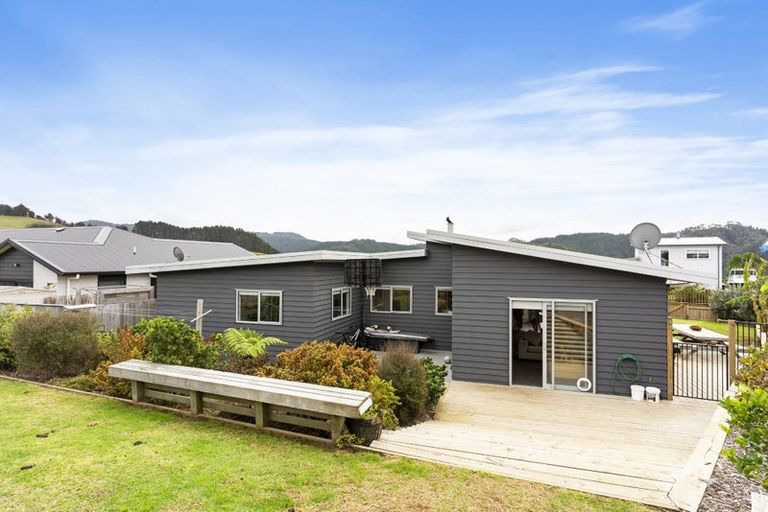 Photo of property in 13 Manatu Close, Whangamata, 3691