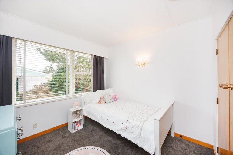 Photo of property in 197 Bridge Street, Bulls, 4818