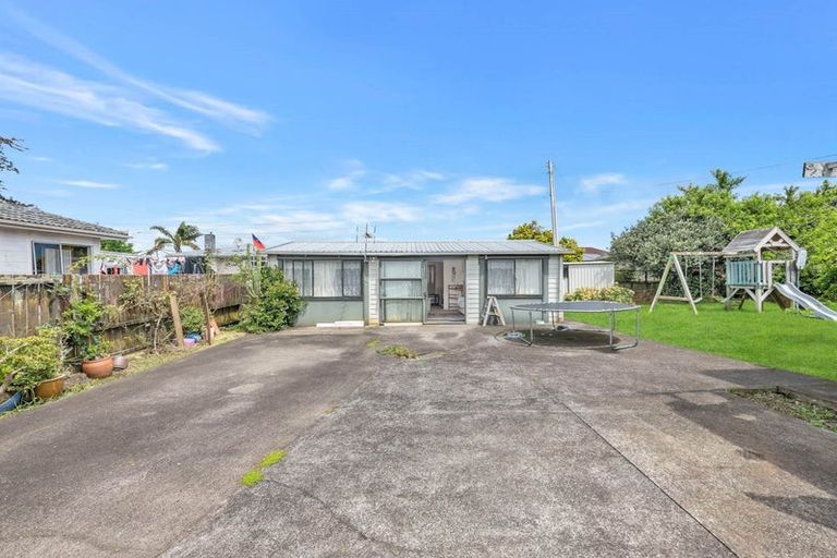 Photo of property in 4 Bingara Place, Favona, Auckland, 2024