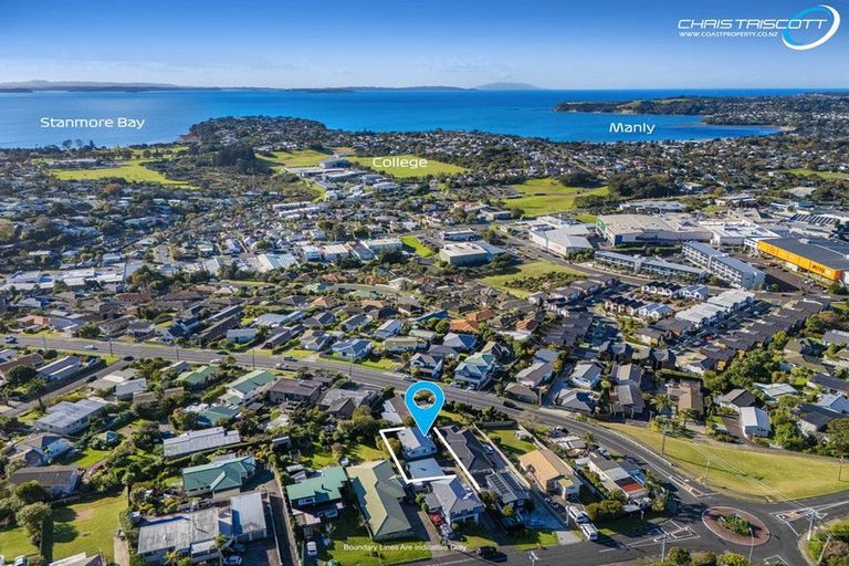 Photo of property in 57a Wade River Road, Stanmore Bay, Whangaparaoa, 0932