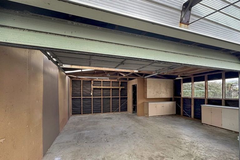 Photo of property in 6 Hildreth Street, Trentham, Upper Hutt, 5018