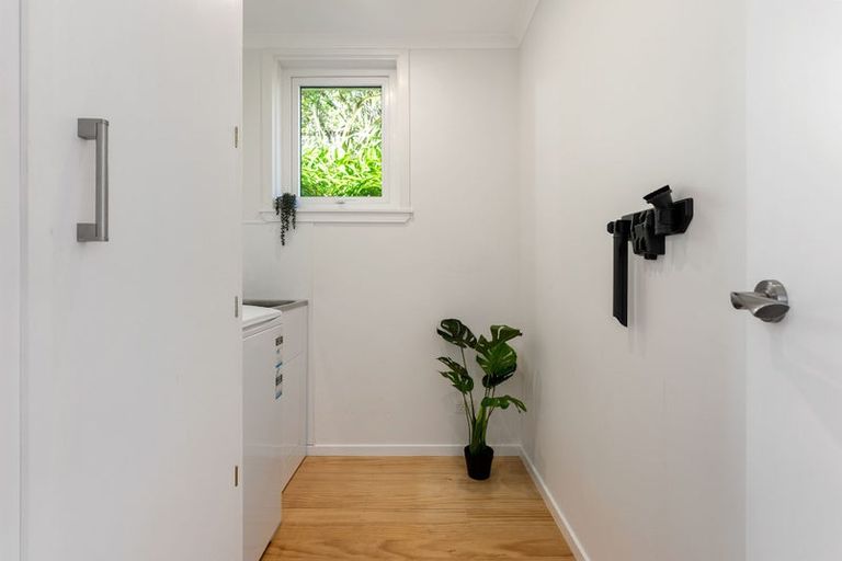 Photo of property in 68 Kinghorne Street, Strathmore Park, Wellington, 6022