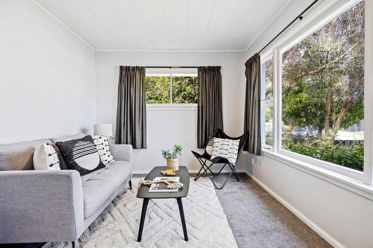 Photo of property in 70 Woodbury Street, Russley, Christchurch, 8042