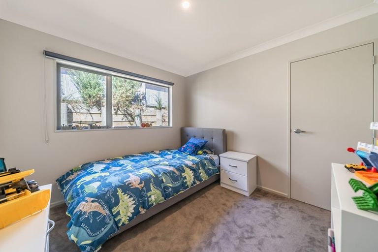 Photo of property in 19 Moonsail Drive, Whitby, Porirua, 5024