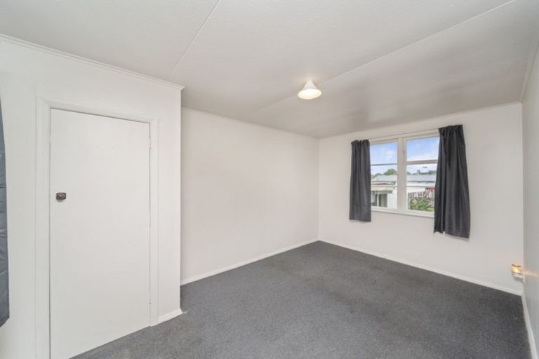 Photo of property in 279 South Road, Hawera, 4610