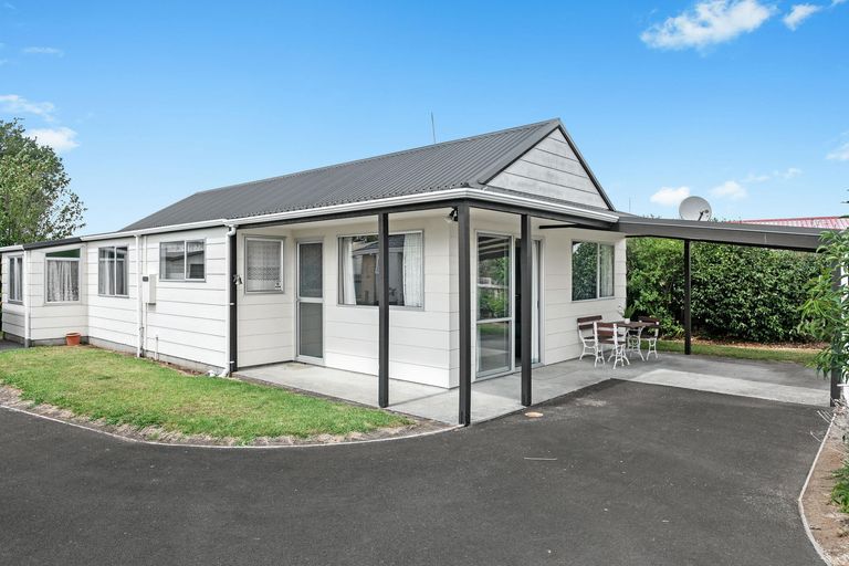 Photo of property in 8b Carisbrooke Street, Katikati, 3129