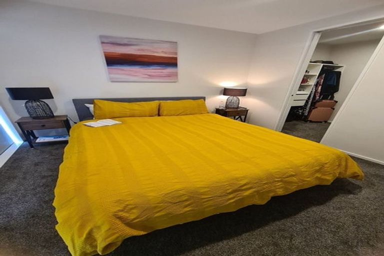 Photo of property in 111 Waekahu Road, Westgate, 0814