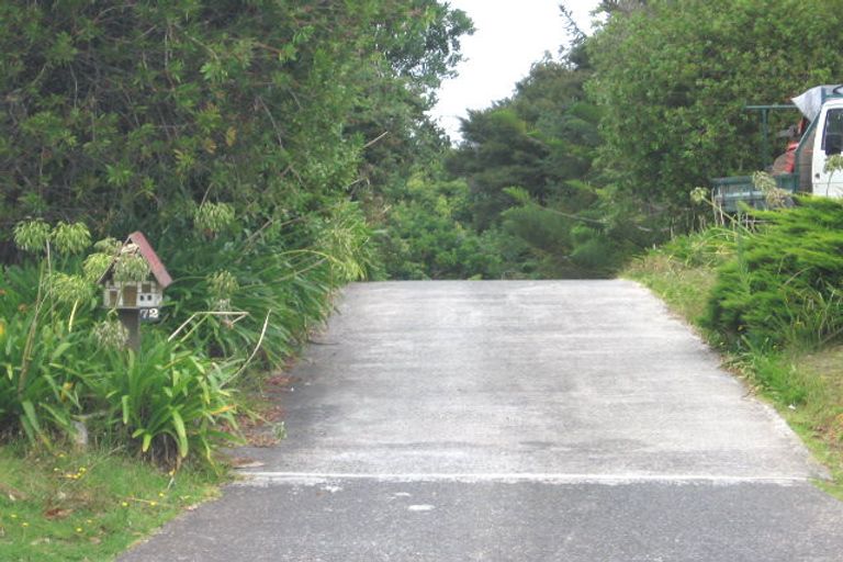 Photo of property in 72 Seaview Road, Glenfield, Auckland, 0629